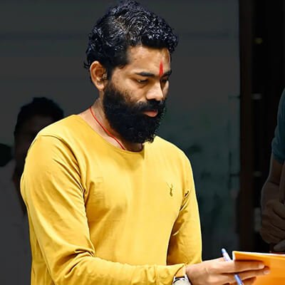 veer-director